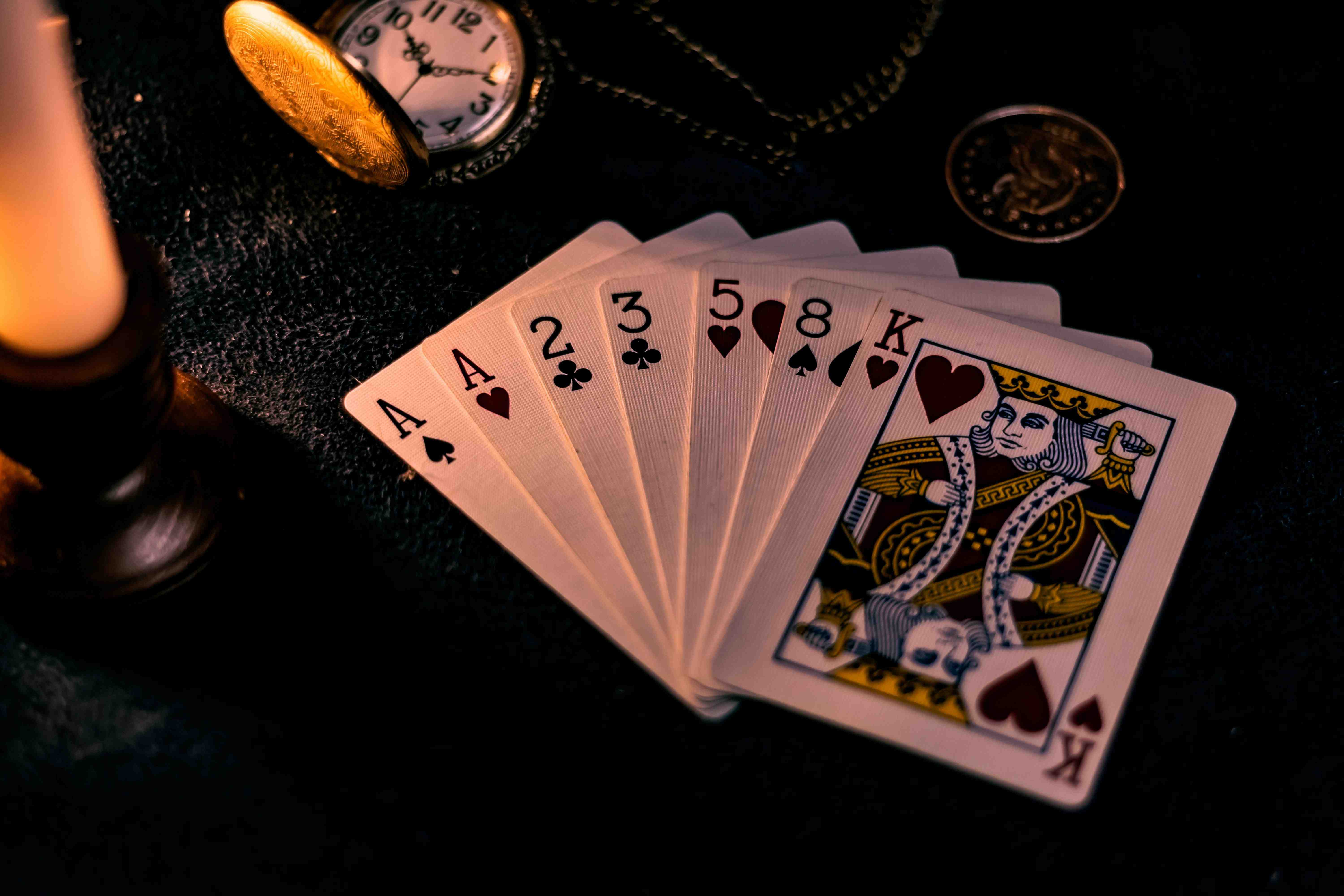 dedebet